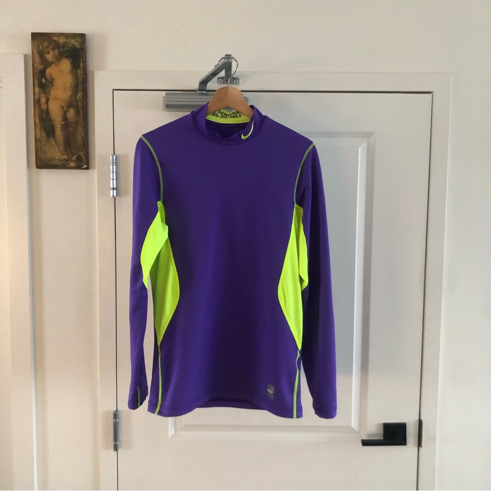 Nike pro combat hyperwarm dri-fit max long sleeve sweatshirt
